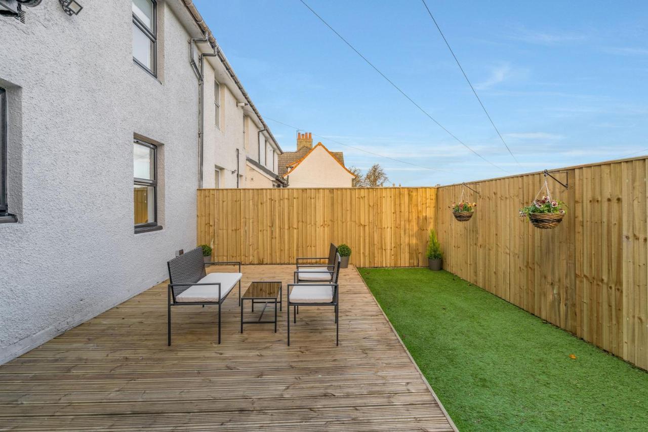 Parkside 2 Bedroom House Near Dunfermline & Edinburgh Buitenkant foto